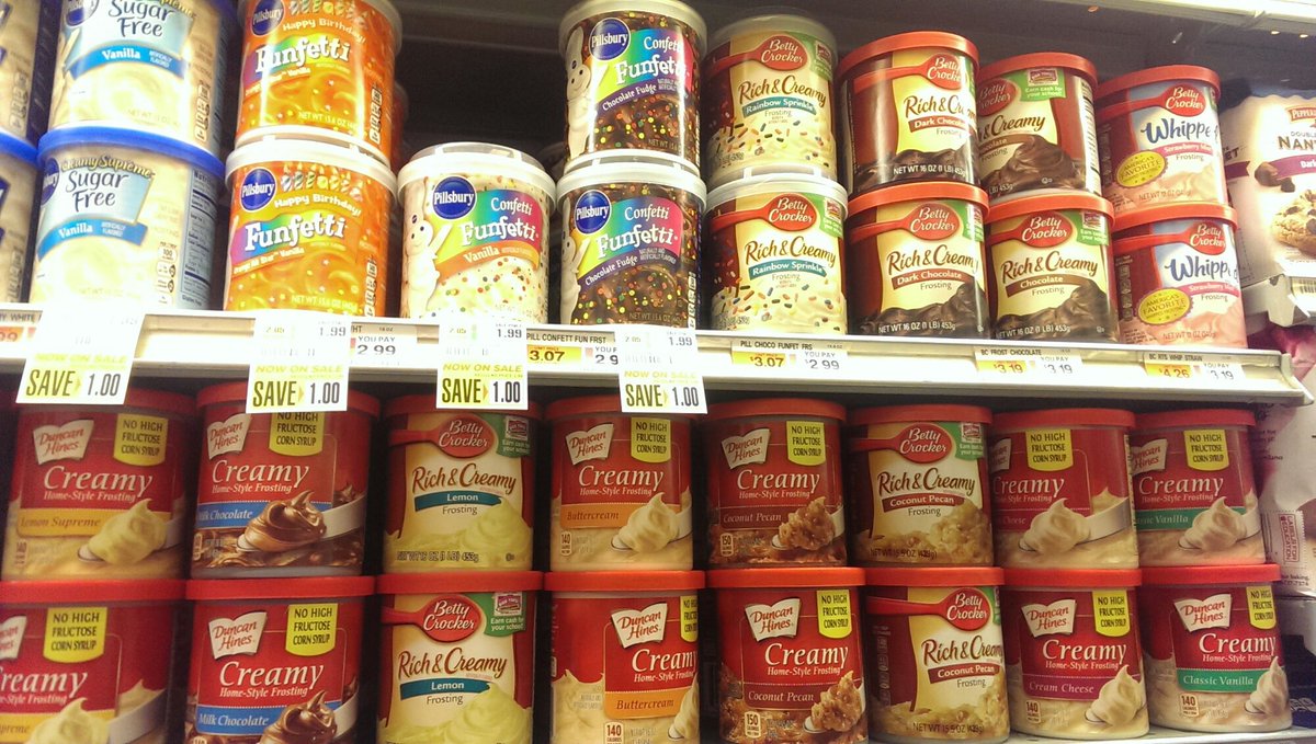 adele_kw's tweet photo. Brb just crying by the frosting #aplit #APmemes https://t.co/IGdQh4yYX1