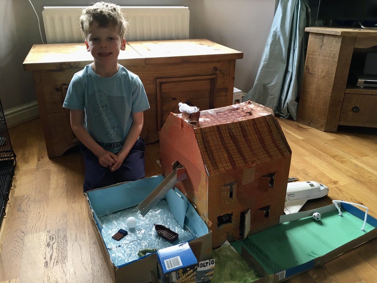 darlingtonsarah's tweet photo. @menstonprimary Henry’s dream house... https://t.co/0kcQDHShpP