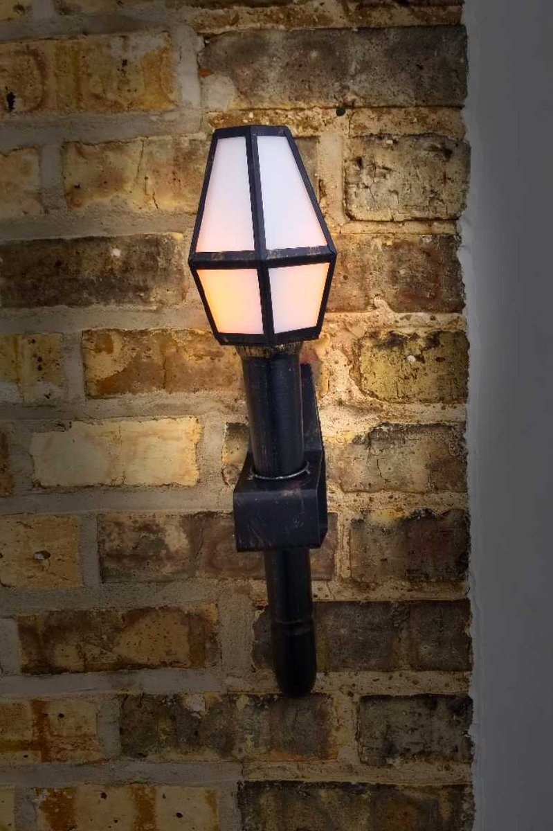 Summer Party Lights with Style! - mailchi.mp/woodenbot.com/…