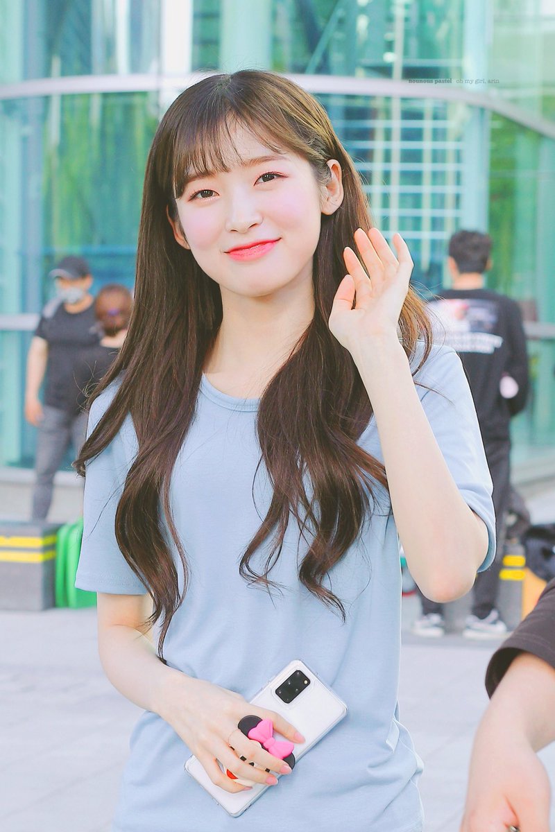 omgscreencaps's tweet photo. ➳ #최예원 #오마이걸
© nounous pastel | 200512 https://t.co/w1fTicqUpe
