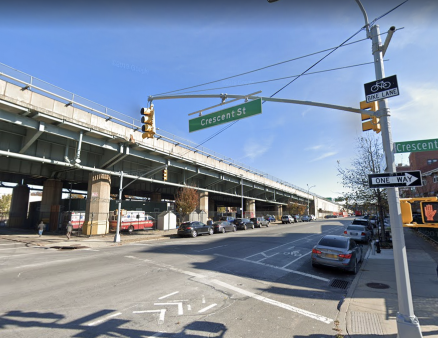 LICPOST's tweet photo. DOT to Install Temporary Bike Lane Along Crescent Street for Duration of Pandemic
https://t.co/DXClxsIkEs
@alliegriffin04 @NYC_DOT @NYCMayor @SenGianaris @JimmyVanBramer @Costa4NY #astoria #lic #queens #queensplaza #openstreet #covidqueens #reopenqueens https://t.co/xzZrk150l1