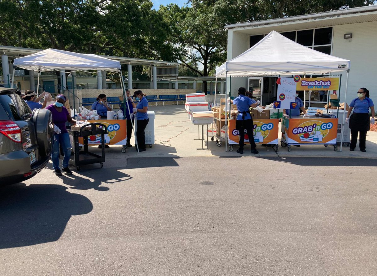 HillsboroughSch's tweet photo. Our district distributed 574,320 meals today alone at our Grab-and-Go sites! Hillsborough County Public Schools has now given out 4.5 million meals to date. Thank you to our Student Nutrition Services department and everyone who helps make this happen every week. https://t.co/6zw87vSAAT