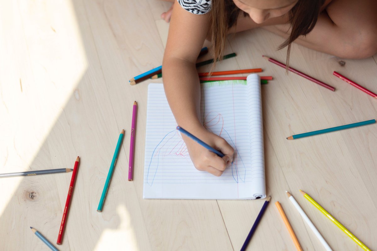 ucatolica's tweet photo. Desarrollar investigaciones en el ámbito educativo es lo que busca el Fondo de Investigación y Desarrollo en Educación #FONIDE.
Este año, 3 de los proyectos adjudicados son liderados por académicos de @Psicologia_UC y @VillarricaUC 👏👏.
Lee más aquí 👉 https://t.co/6iA0AzlGiS https://t.co/ObnWecrox5