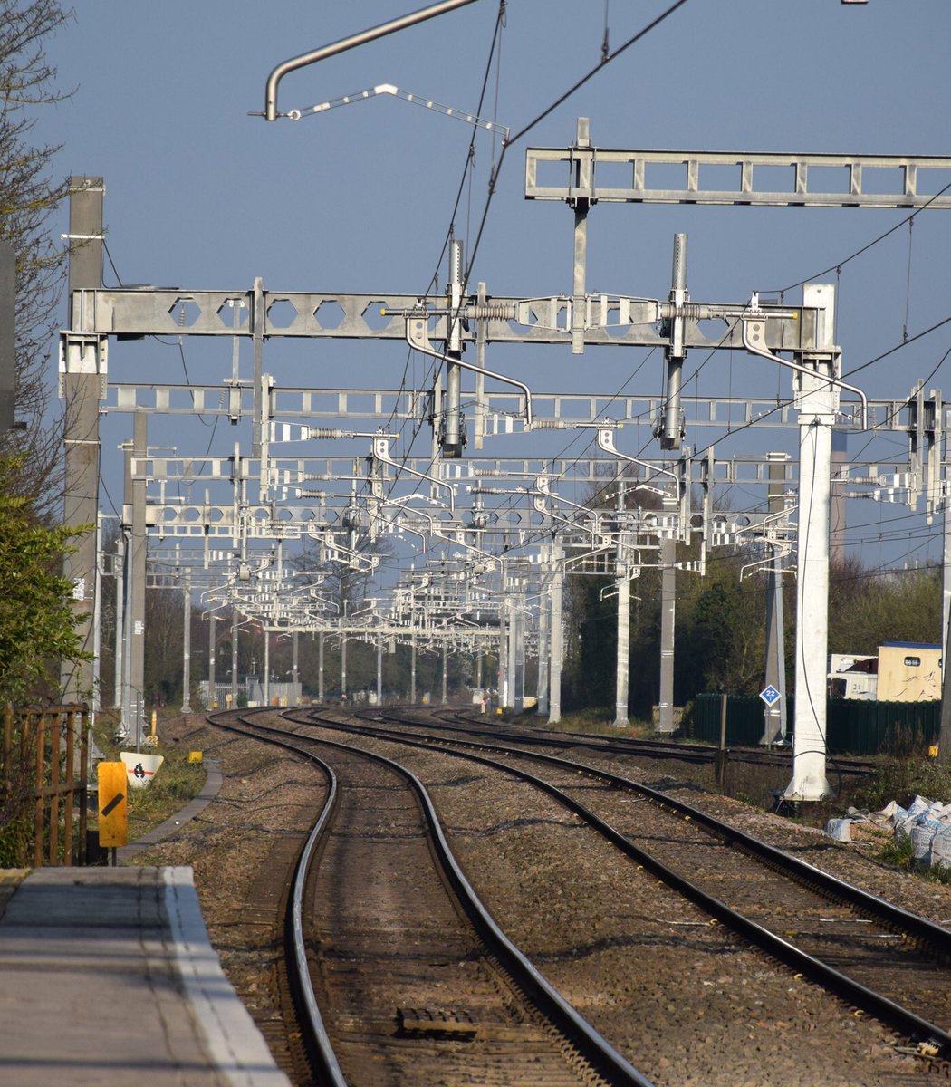 Overhead line equipment – OLE – is the wiring and other equipment you can see above electrified railway lines. They look similar to electric pylons you see across the country. Our overhead wires carry 25,000 volts of electricity to power electric trains.