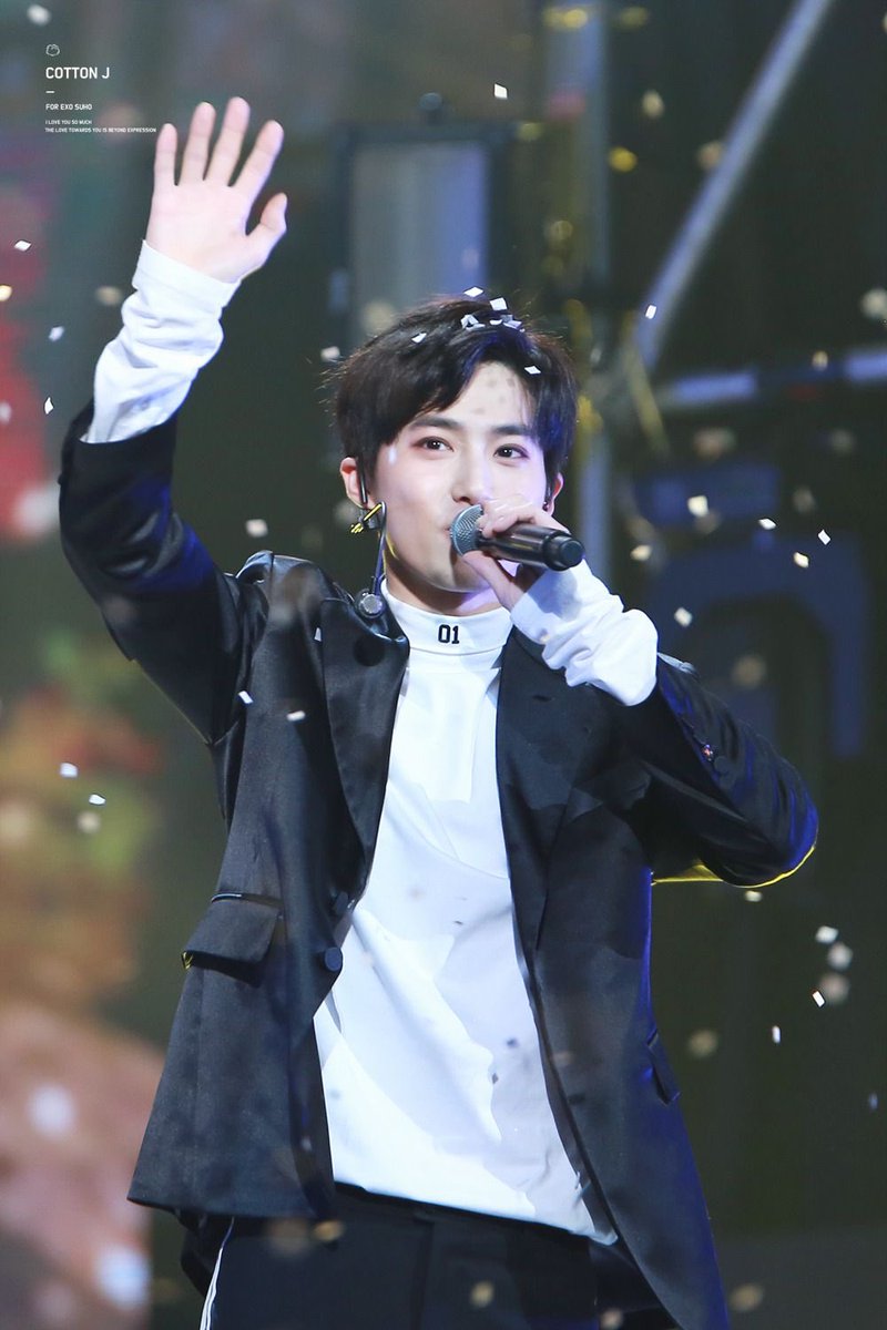 eternallyixing's tweet photo. take care junmyeon, you’ll do well regardless and we’ll see you soon 💛 https://t.co/hbEyy0A4M8