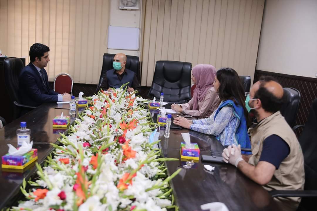 HannahAlam1's tweet photo. Thanks to first lady of Pakistan @Saminalvi and Health minister @zfrmrza  and Mrs for their efforts for covid 19. And thank you @ZaeemZia DHO-ICT for your leadership in the emergency situation. https://t.co/H32LTzfI2y