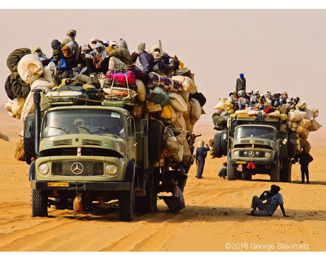 at_lebu's tweet photo. Gauteng people going to limpopo😂😂😂#level3koLimpopo  #level3lockdown
#cyrilramaphosa https://t.co/dmxT5RF4TZ