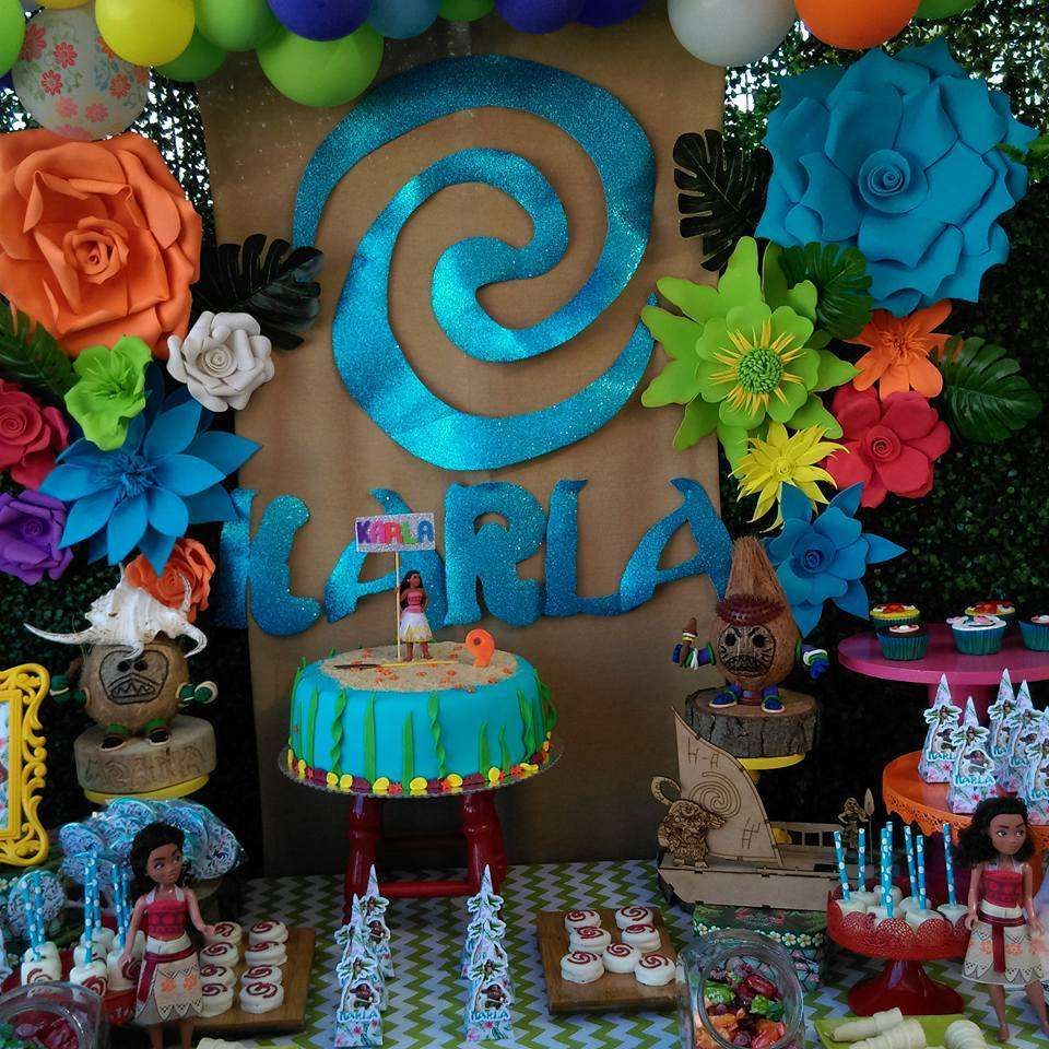 Catch My Party on X: Take a look at this fantastic Moana birthday party!  The dessert table is fabulous!  #catchmyparty  #partyideas #moana #moanaparty #girlbirthdayparty #luau   / X