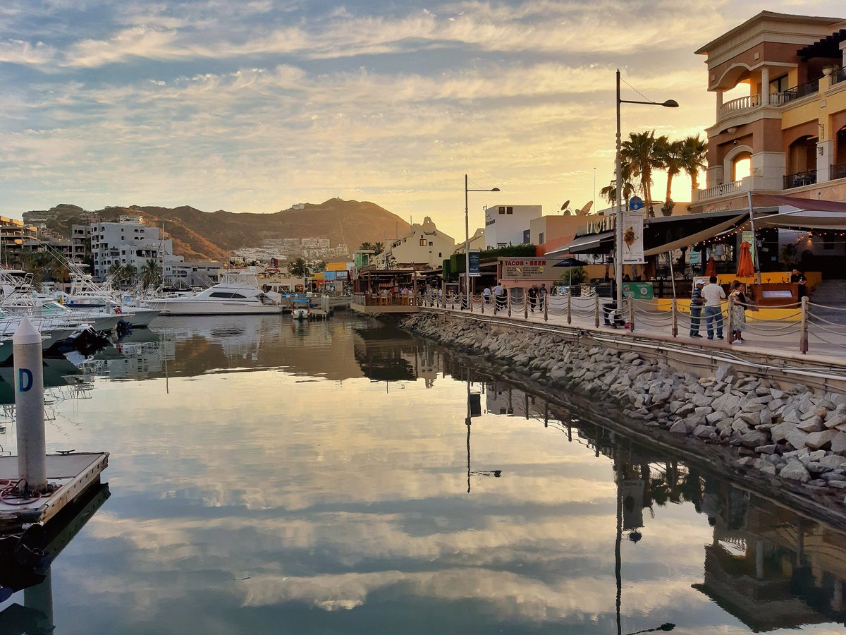 arpezcr's tweet photo. #LosCabos brillando como siempre https://t.co/EiJrQ3ior9