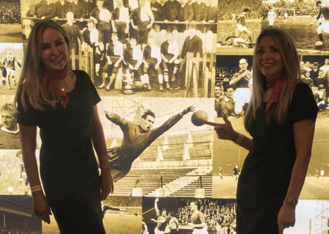 april_nolan's tweet photo. Goodness knows when we’ll be back ⚽️
#workfamily #footballatitsbest #oldtrafford #manutd 🥰 #friends #workcollegues https://t.co/xPp7Qy52Pc