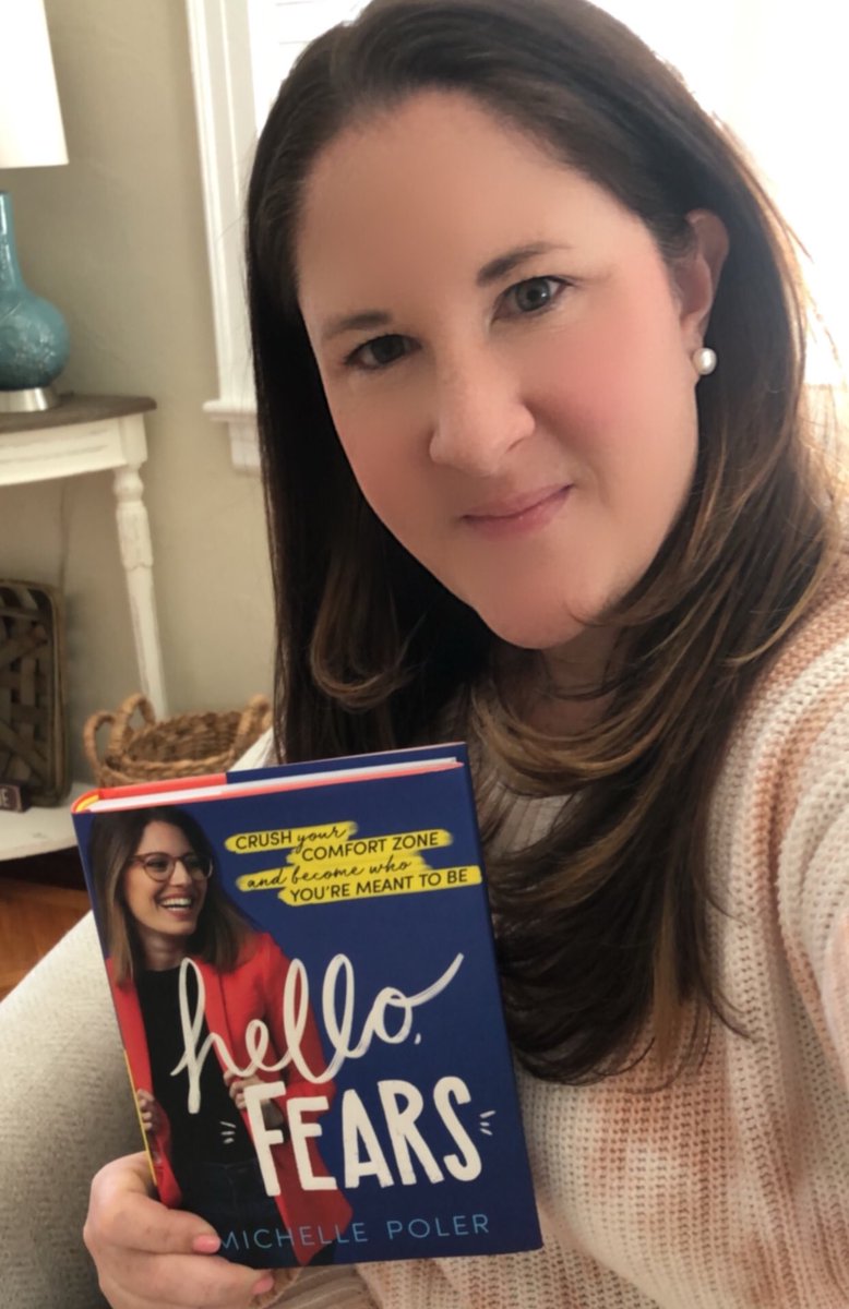 missmyersRR's tweet image. It’s whatcha reading Wednesday!☺️📚 #schoolspirit #keepreading #hellofears @NBRFisher @NBUFSDPride