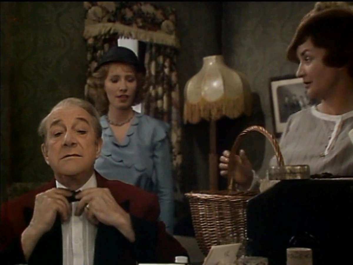 TalkingPicsTV's tweet photo. Highlights 14-May #TPTV
09:20 THE BRIGAND OF KANDAHAR (1965)
14:00 ROOMS (1977) Premiere
16:35 IWM: THE ATLANTIC COMMUNITY (1956) Premiere
17:30 S IS FOR STANLEY (2015)
18:50 THE LADY WITH A LAMP (1951)
21:00 FUNNY MAN (1981) Premiere
22:00 THE MAN WHO FELL TO EARTH (1976) https://t.co/6ajII8o30j