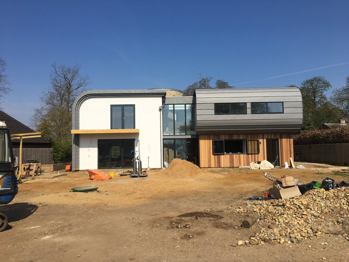 rooflightSOLS's tweet photo. Tonight on more4 at 9:00PM, catch a feature of our stunning rooflights in this amazing project on “Building the dream” #RLS #ROOFLIGHTS #Buildingthedream https://t.co/7fumLJD0Av