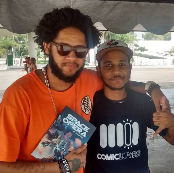 pabloluizrocha's tweet photo. @nicolaufuria @bigodedocomissa @KenOh_00 @RaUL_AMDERLAINE @SuristAluminado @UltraBadernista @rota_fuga @Os_Lamentaveis @WCast_br @SuperAmiches @paponoir @omelete MUTIRÃO LOAD - EMICIDA, com @emicida.
Do 12:00 as 13:00
Vote mil vezes no @gshow e mande pra cá depois.
Valendo!
#teamload https://t.co/ylVWFN96Qe