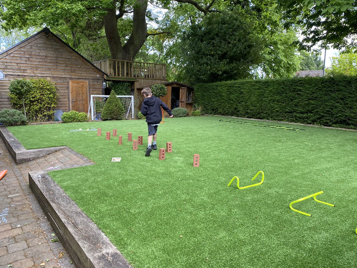 Gemmalangman's tweet photo. @GorseyY4 Maths, English, e-safety &amp; obstacle courses done! #gorseyfromhome #homeschooling https://t.co/Dge4WitlnI