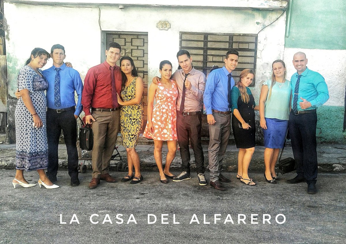 ColumbieCarlos's tweet photo. Discípulos y Pastores del Compañerismo Casa del Alfarero Cuba 🇨🇺 https://t.co/LXTHo9Cx96