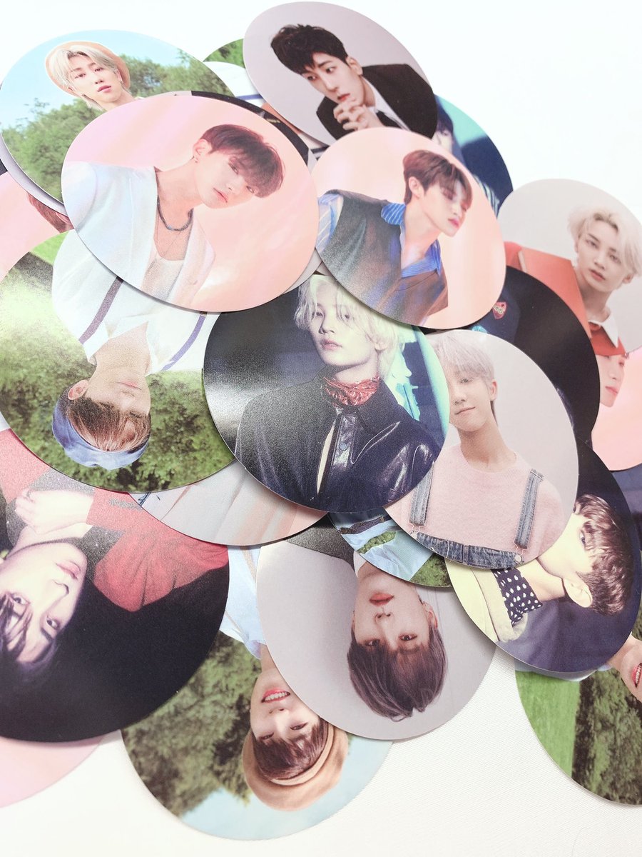 WOOZI_wz961122's tweet photo. この辺求めてる人ももう居ないよね…どうしよう……😢 https://t.co/fIrwKSKQtx