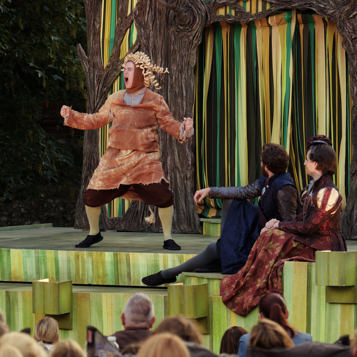 TLCMuk's tweet photo. We've got some news we hope will make you roar with delight... From this Friday at 7pm our production of #TLCMDream from last year will be available to watch online! Share the news far and wide and keep your eyes peeled for more updates soon. #CultureInQuarantine #Shakespeare https://t.co/HC1AnkHxmo