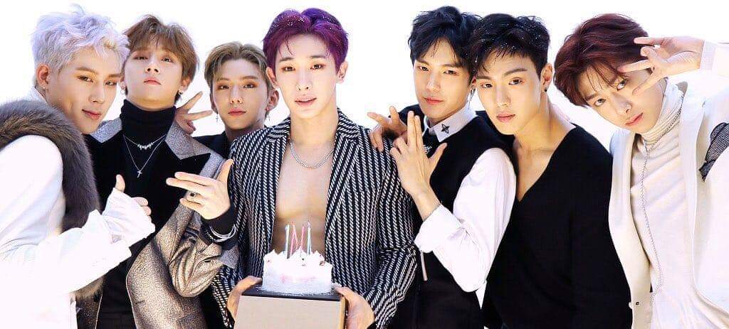 7BoysMonstaX's tweet photo. Happy 5th Anniversary Monsta X! Our strength, our joy, our love! No matter what happens, Monbebes are always here for you! Started as 7, still 7 in the future! 💖🎉
#5YearsWithMonstaX7
#오일사_평생_선물을_쥐어준_이날
#원호_데뷔5주년_축하해
@OfficialMonstaX
@official__wonho https://t.co/cF4yrJuNB8