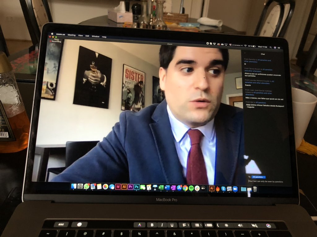 AugustoSantosG's tweet photo. It’s happening! 🎞 🎥
Hemos empezado con la nueva sesión de #AnswersMEGEC con la participación de @Acfu.
¿Cómo es la llegada del mundo de #streaming a los #AcademyAwards?
Respuestas del @megec_unav https://t.co/7ld9rH1RtL