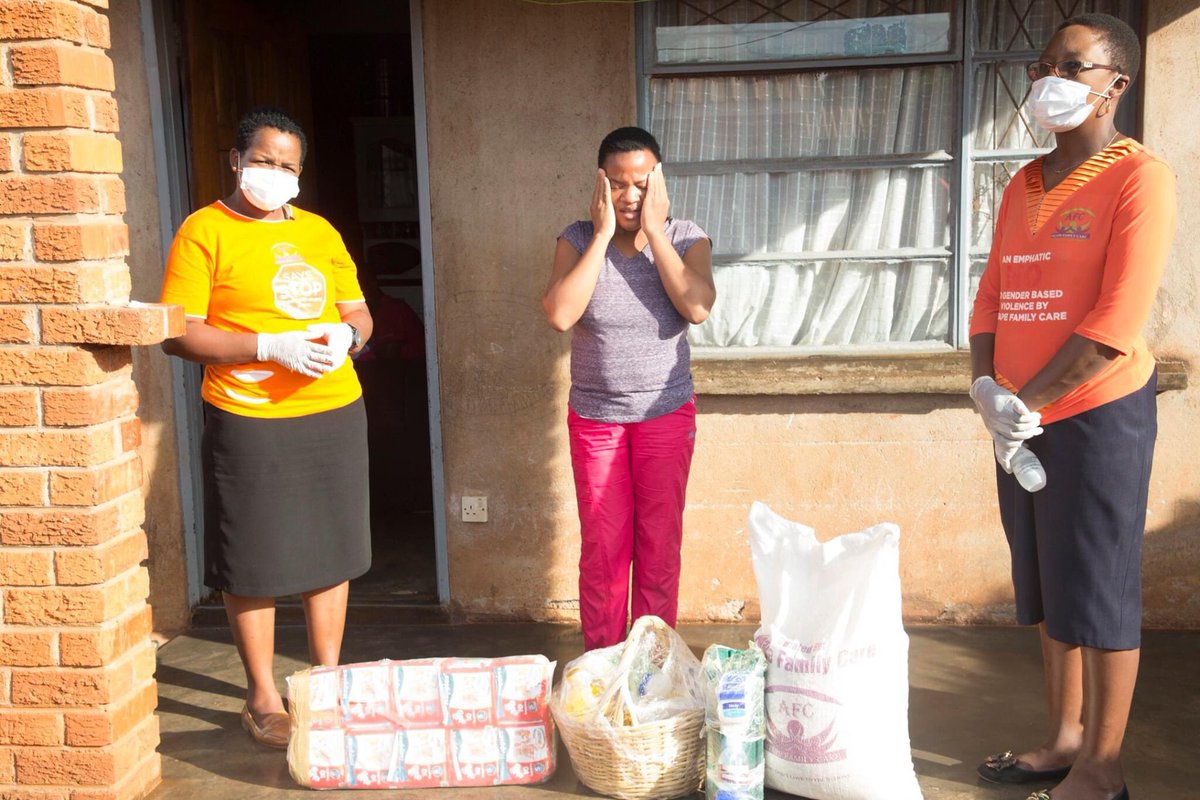 care_agape's tweet photo. Many of these people live alone or with their grandchildren, and have no other way to get help from the outside world owing to the lock-down. #AgapeFamilyCare #LivelihoodsProgram #EmergencyRelief #Awareness #CoronaVirus #EliminatingVulnerability #Takingheedtothecallforhelp https://t.co/FS8JYqmh5Z