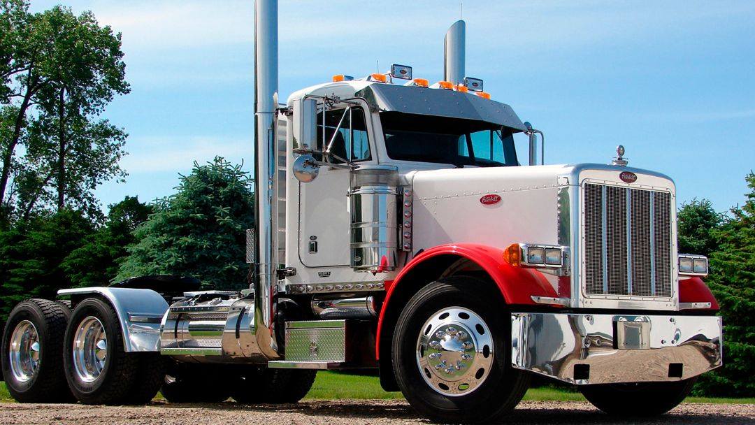 TRUCKiDcom's tweet photo. WOW😎
#truck #trucks #customtrucks #peterbilt #peterbilt_trucks #peterbilt_motors #truckinlife #truckerlife #truckerforlife #bigrig #freightliner #semitruck #dieselpower #straightpipe #dieseltrucking #classictrucks https://t.co/Bhv7KRKeex https://t.co/oCuyhZarVd