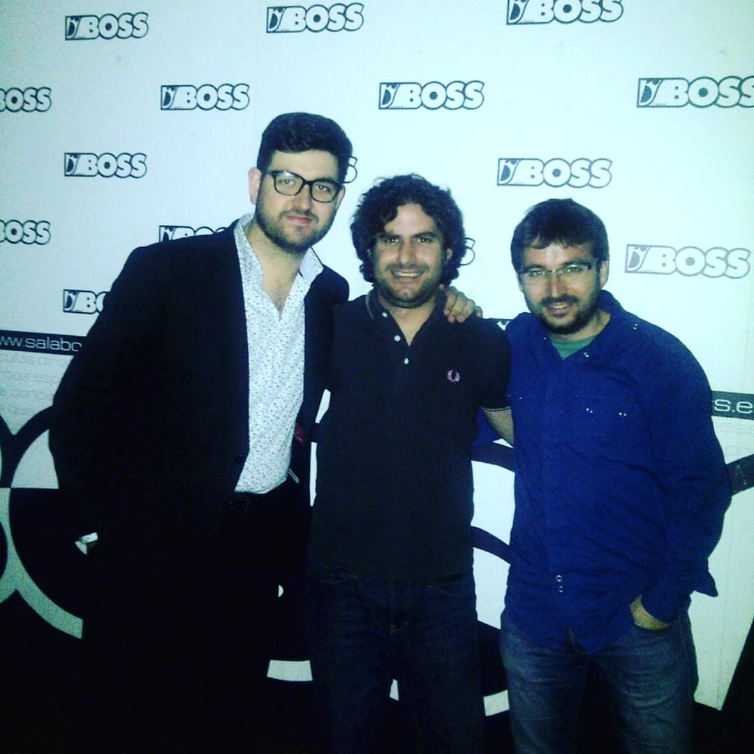 cholojimenez10's tweet photo. De cuando eramos jóvenes...
@_ManuSanchez_
@jordievole
#SalaBoss https://t.co/izkQrWOv0L