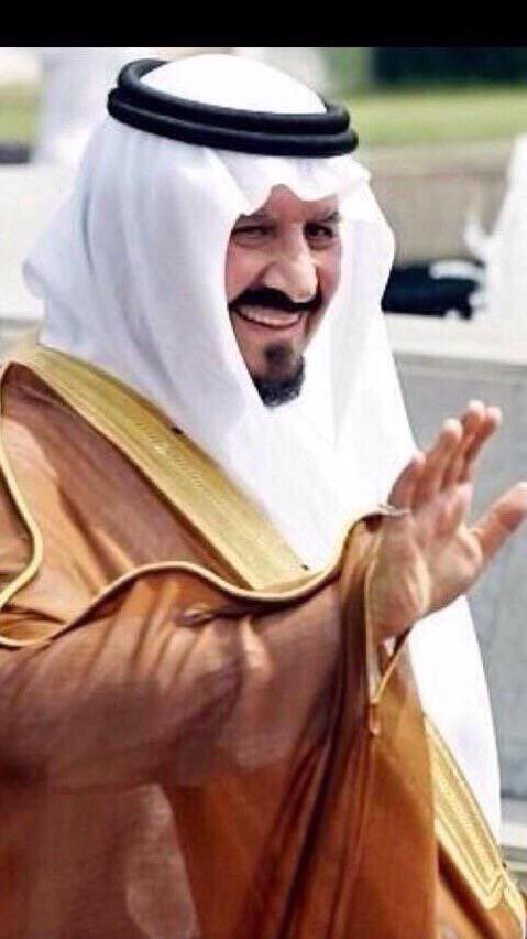 أراهن ويُراهن معي الشعب السعودي أن ابتسامته لم تختفي يومًا عن أبناء وطنه