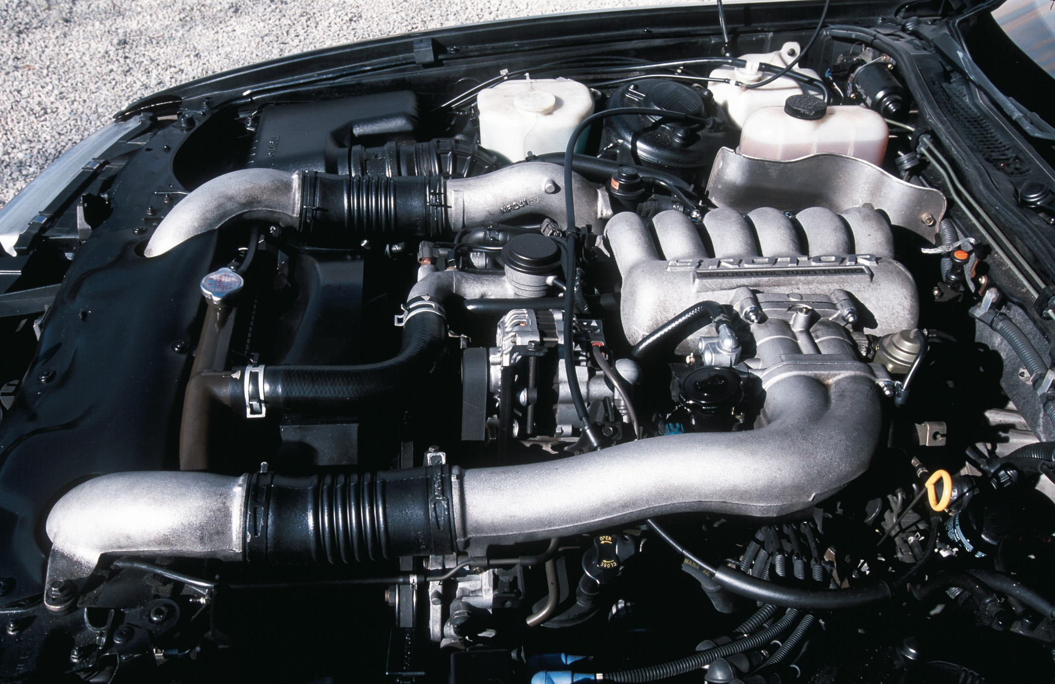 ٹوئٹر Mazda Uk Pr ٹوئٹر پر Sold Exclusively In Japan From 1990 Until 1995 The Eunos Cosmo Was The Only Production Model With A Three Rotor Engine The 300ps Twin Turbo b Rew Was