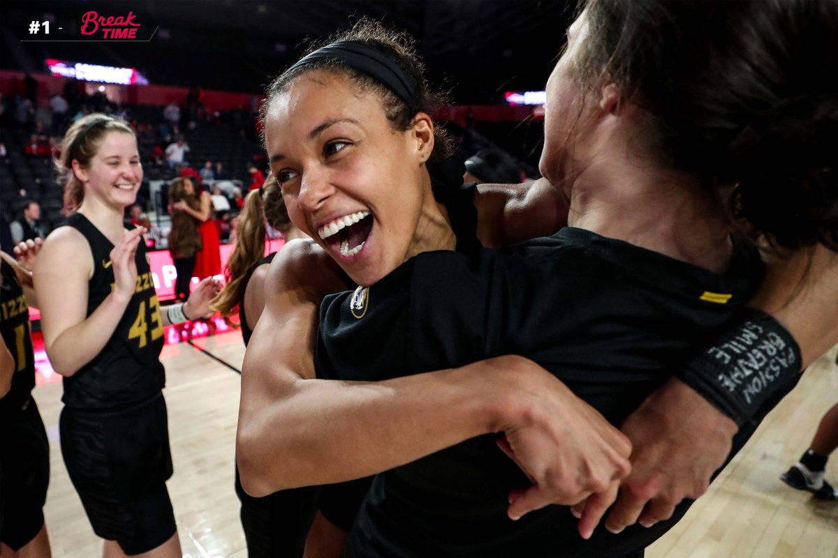 MizzouAthletics's tweet photo. The winner in yesterday's @MizzouPix Photo of the Year Bracket contest: 

@MizzouWBB's @JRound22 with 60 percent of the fan vote! 

#MIZ | #ShowMe 🐯
@MizzouPix 📸 https://t.co/wTISjrQdhq