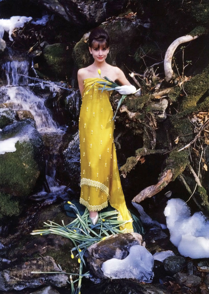audrey hepburn yellow dress Amazon.com: Women's Double Breasted Notch Lapel Dresses 50s Vintage Polka Dot Cocktail Prom Tea Party Swing : Clothing, Shoes & Jewelry Back Zipper Package Content Vintage-Retro