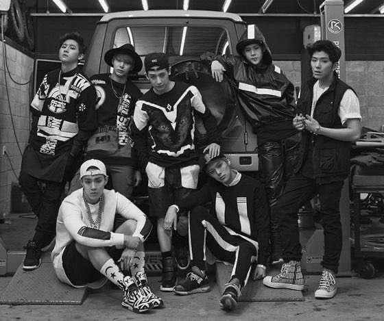 mx7project's tweet photo. 7 #5YearsWithMONSTAX7
#몬스타엑스데뷔5주년
@OfficialMonstaX
@official__wonho https://t.co/Z0AXhlq0HO