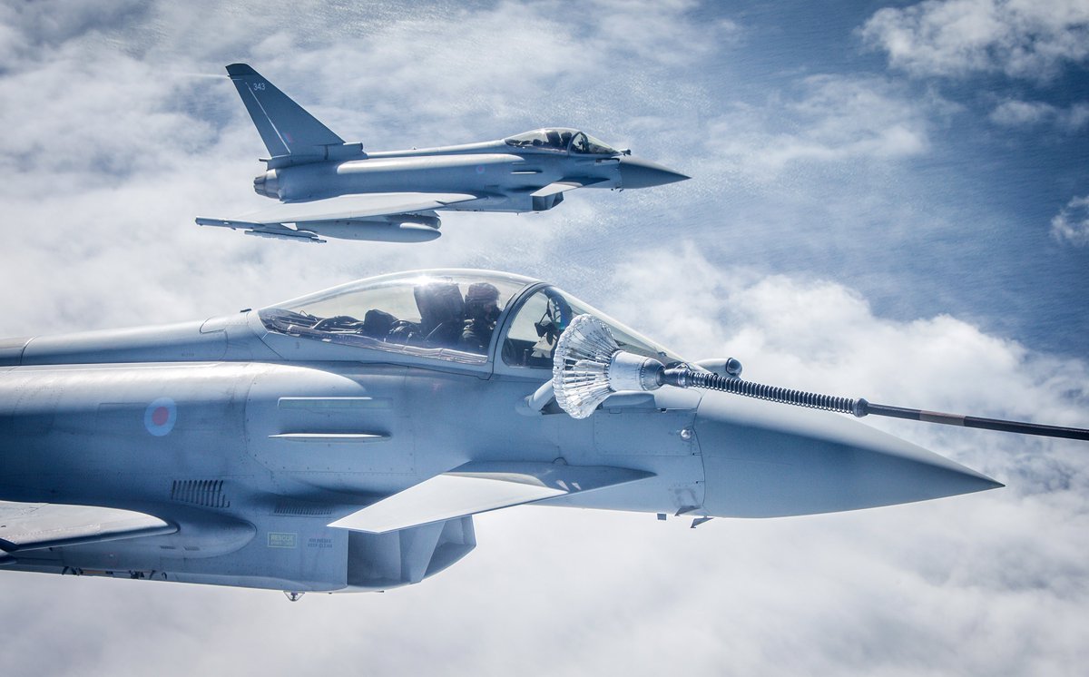 Exercise POINT BLANK concluded yesterday. Here's a megathread with what you need to know Ex PB is an interoperability exercise between the  @RoyalAirForce  and  @USAirForce , involving a range of personnel in the air & on the ground a few times a year. #ExPointBlank 1/7