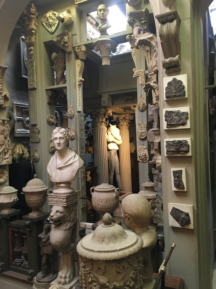 How could I not include the incredible  @SoaneMuseum ?such a memorable place. I loved the Marc Quinn exhibition in 2017 it made me think about how the body has been understood, perceived and displayed over time. Can't wait to go back.  #MuseumsUnlocked  #LondonMuseums