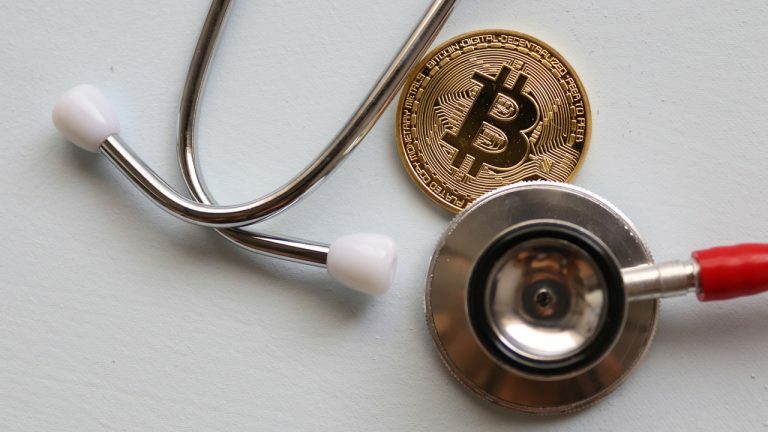 BitcoinNews's tweet photo. 2 Days After the Bitcoin Halving: Network ‘Remains Strong,’ Higher Fees, Bullish Sentiment https://t.co/O2X3V8jzzc https://t.co/sUfQsrtVaa