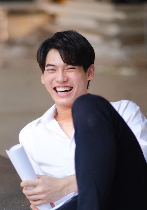 Win Metawin's smile— a thread ♡