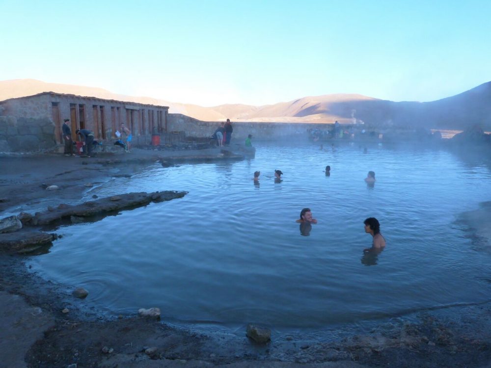 lalackuntur's tweet photo. Ven a disfrutar de las relajantes piscinas termales ubicadas en Geyser de Tatio!!!❤️
.
.
.
#termas #tatio #chile #atacama #chiletravel #turismochile #visitchile #loves_chile #happy #tour #tourism #love #desert #nature #geiserdeltatio #travel https://t.co/WRaBqAUCEI