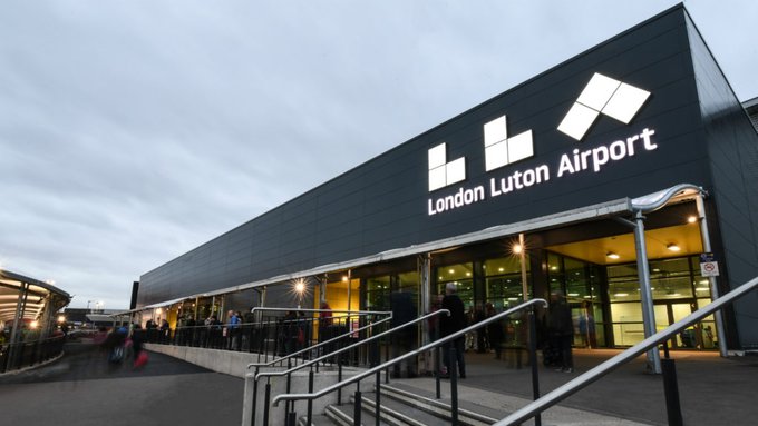 NEHearingLoop's tweet photo. Great news for those with hearing loss traveling trough London Luton Airport.👍- RT @cantacta 130 newly installed #hearingloopsystems help makes #LondonLutonAirport UK’s most hearing accessible air hub. https://t.co/cvwQI9RPEB

#hearingloops #inductionloops #londonlutonairport https://t.co/6duvaCYGH2