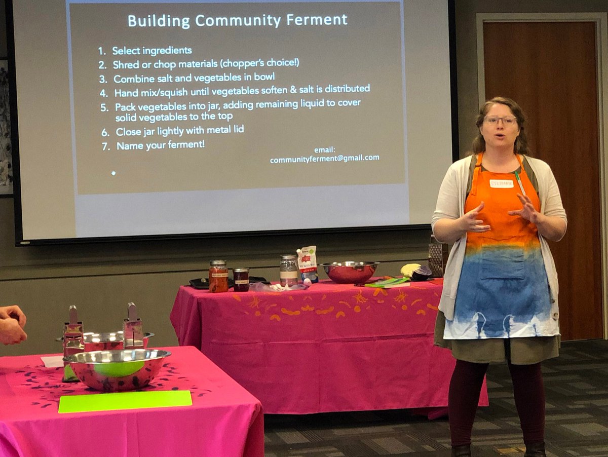 ucdavis's tweet photo. #UCDavisSpringSnapshot (5/13): Want to learn how to make sourdough and other fermented foods? Join "Building Community Ferment", a workshop hosted by a UC Davis cultural and food studies scholar, to celebrate these bacterial cultures. Full schedule: https://t.co/rreuNctGSs https://t.co/UvRwrFPBS7