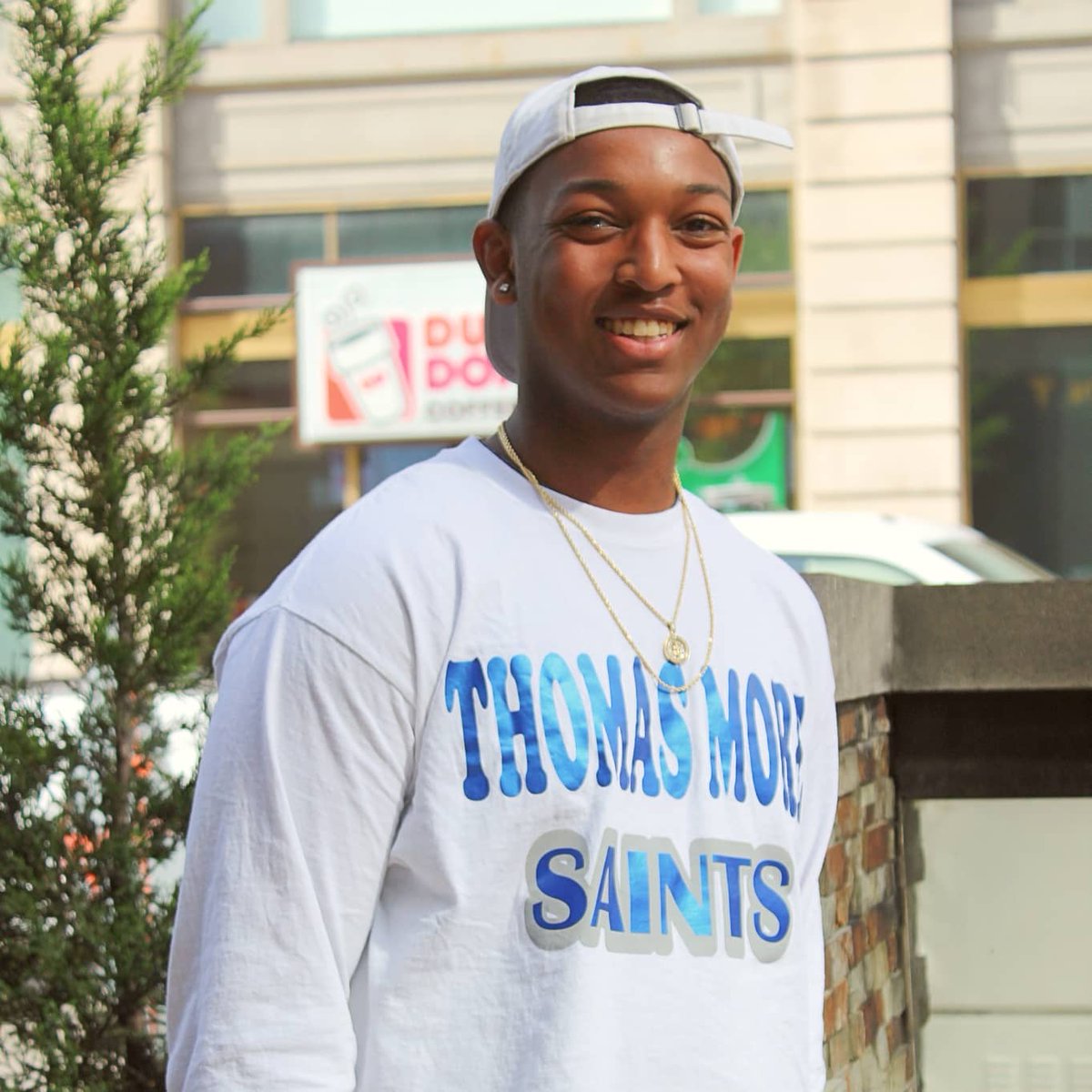 twhudson413's tweet photo. Congratulating @James_Jr89 on his college choice @TMU_Football , Thomas More University, majoring in Graphic Arts. #collegesigningday #wearejcpsathome #evolve502 @atherton_high @AthertonFootbal #WeAreAtherton https://t.co/OiZMrv2QTl