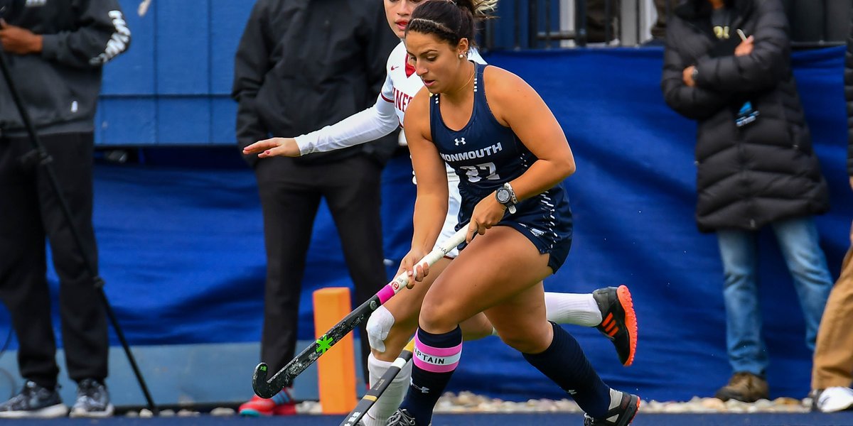 MonmouthFH's tweet photo. 🎓appreciation for Annie Deusch 🇺🇸 

🔹 64 career games
🔹 48 starts
🔹 7 points (1g, 5a)
🔹 4 year member to the NFHCA Academic Squad
🔹 Team Captain

#FlyHawks | #AEFH https://t.co/EZhf2sfsR0