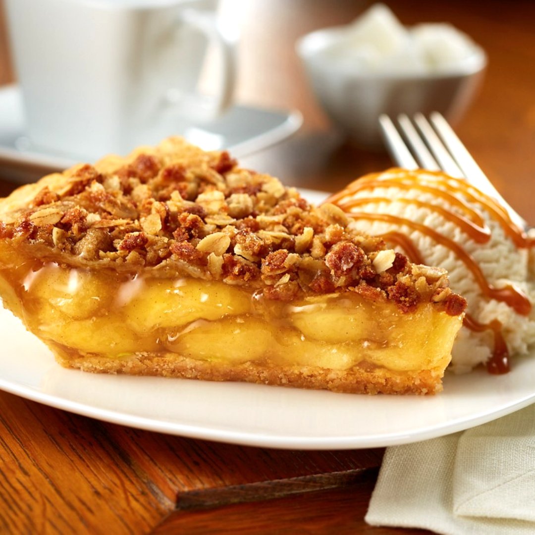 BRILLinspires's tweet photo. Apple pie & ice cream. Can’t go wrong with a classic! #NationalApplePieDay 🍎🥧🍏
#brillinspires #bebrilliant #pie #applepie #sweeeeets #whippedtopping #eatdessertfirst #bakersgonnabake #foodie #applepie #applepieday #applepieday2030 https://t.co/VXIQsjQJas