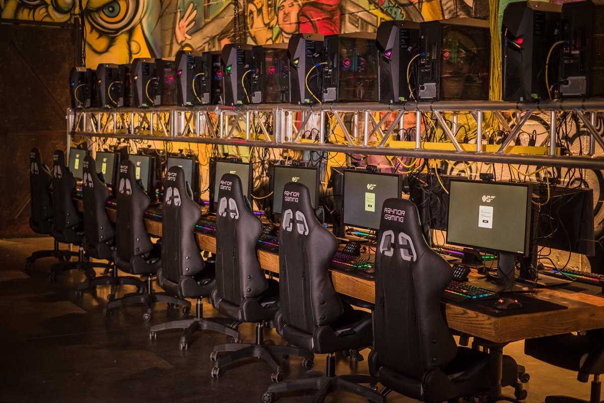 OS_NewYorkCity's tweet photo. How can you play your best if you're not comfortable? 🤔

Our friends at @raynoresports can solve that problem for you! #MakeItRayn https://t.co/O5KooMYYoR