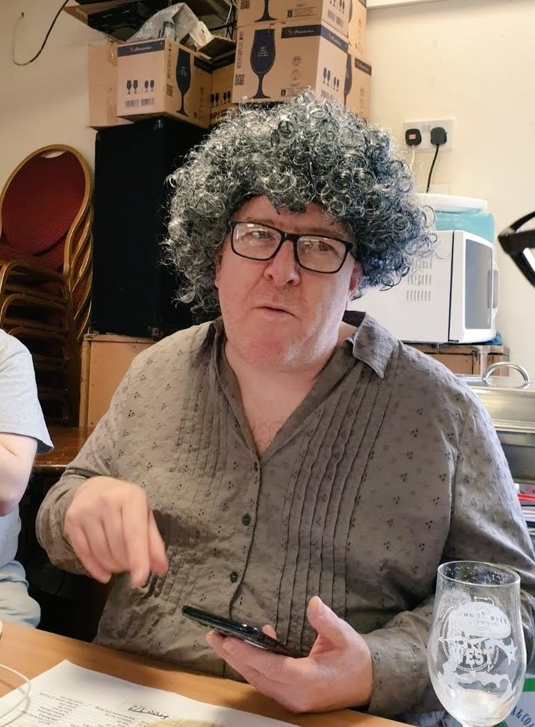 Today's  #AFriendaDay is the Wolverhampton wanderer (he occasionally ends up in Bristol )  @ckdsaddlers.He's an absolute pleasure to be around (when he can stay awake), is one of the most kind-hearted people I know, and knows his beery arse from his beery elbow.Cheers mate 