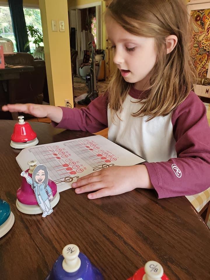 LenoxErin's tweet photo. This week I am learning music with Olivia and playing outside with Emery! #SudduthAtHome #AdventuresWithFlatMsLenox https://t.co/ygrdOcbH9d