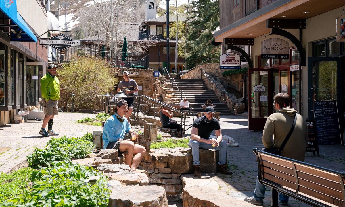 VailGov's tweet photo. It's good to see the village coming back to life!

Thanks for helping make it a success by social distancing and wearing a mask when you cannot maintain six feet of distance.

#ProtectOurValley #VailStrong https://t.co/QoUr1UVHPm