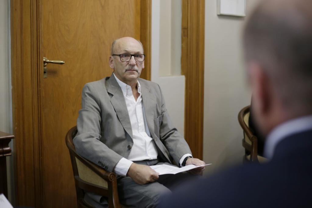 Me reuní con <a href="/DPloper/">Daniel Ploper</a>, director de la <a href="/eeaocoficial/">EEAOC</a>. Trabajamos en conjunto para brindar capacitación docente de #FORMAR a través de los profesionales de esta institución.