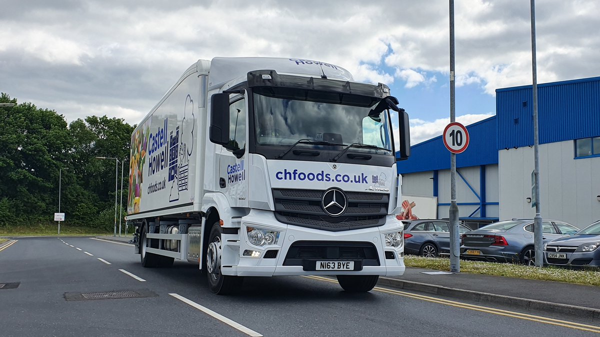 N163 BYE - a very special number plate in tribute to the late Nigel Bye. Nigel (aka Fridgey) was one of our very first drivers in 1988, until his sad passing in 2017. 💙 Gone but not forgotten 💙