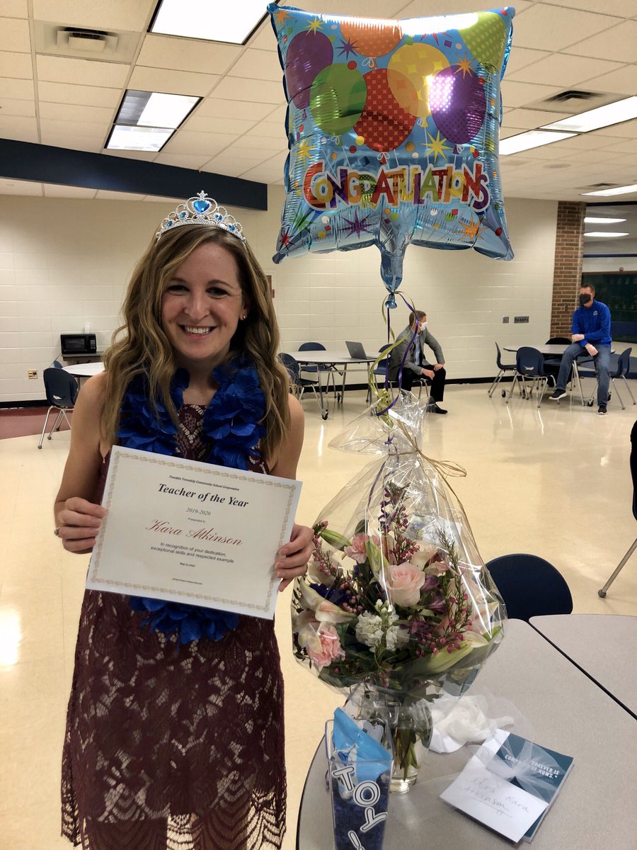 FTCSC's tweet photo. Time to celebrate! We are blessed to have so many amazing staff members in FTCSC! Please join us in celebrating our 2020 FTCSC Teacher of the Year Kara Atkinson from @FCHSPrincipal! Thank you @FTEFconnect for sponsoring - TOY & SSOY program.
#WeAreFlashes #FinishStrongFlashes ⚡️ https://t.co/owgEwWYlup