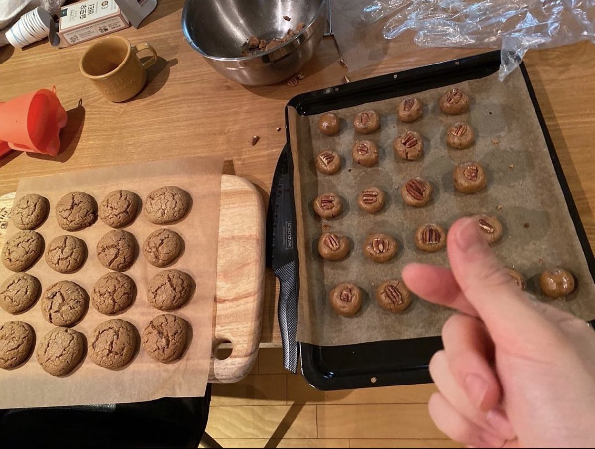 staybesidehhj's tweet photo. #ChefLix at it again with some delicious looking cookies 🤩 https://t.co/ESqVU9NhaI